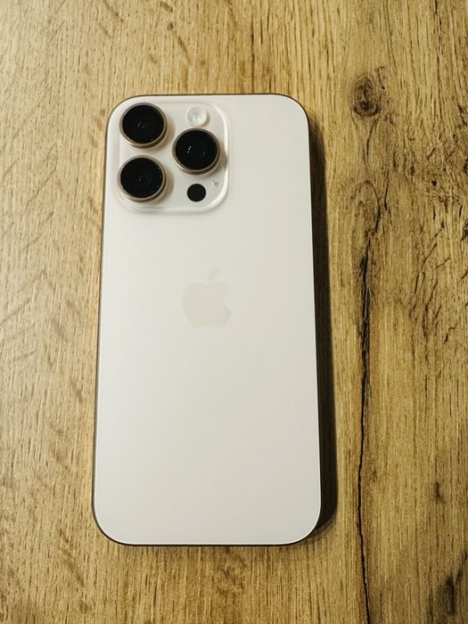 Iphone 16 Pro 256 GB  С Гаранция