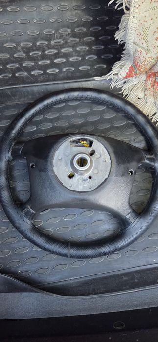 Руль бмв е39  рест