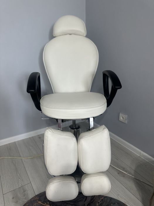 Продам педикюрное кресло