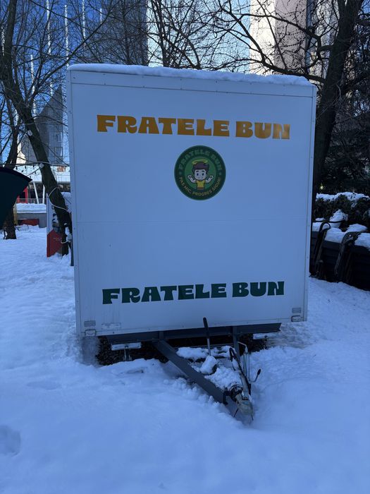 Vand afacere la cheie - rulota comerciala noua cu totul in garantie