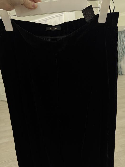 Бархатные брюки от Massimo dutti
