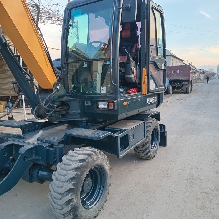 Хундай экскаватор 60 сотилади.и