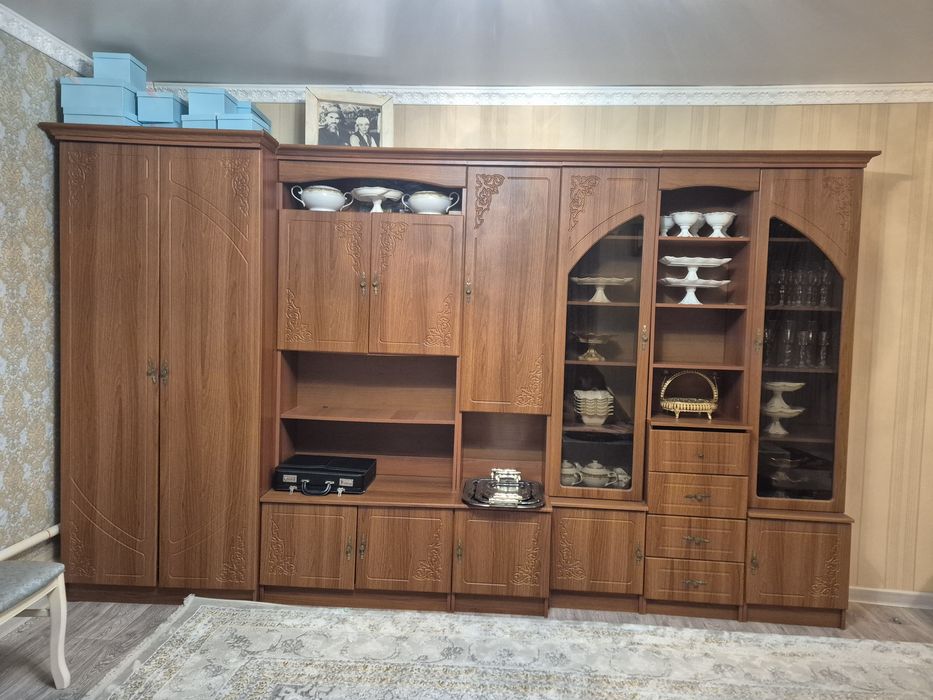 Продам гарнитур для гостиной