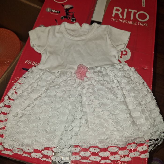 Продам детские вещи