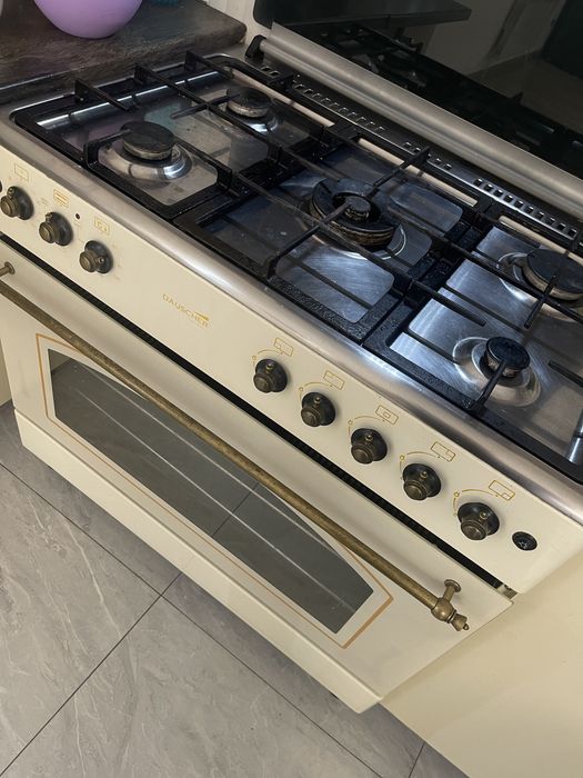Коммерциялық помещение жалға беріледі — 100 м²