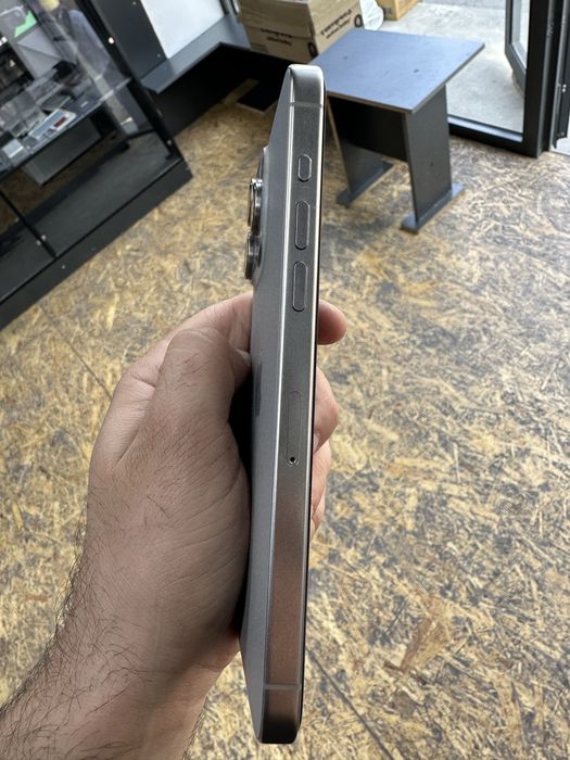 iphone 15 pro max 512GB xolati yaxshi batareya 88%