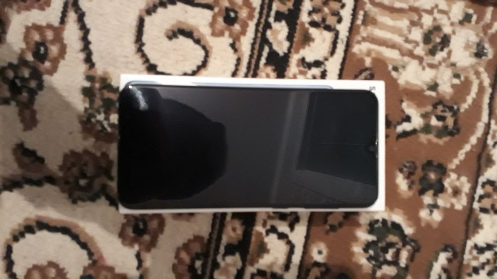 Телефон Самсунг А50 срочна