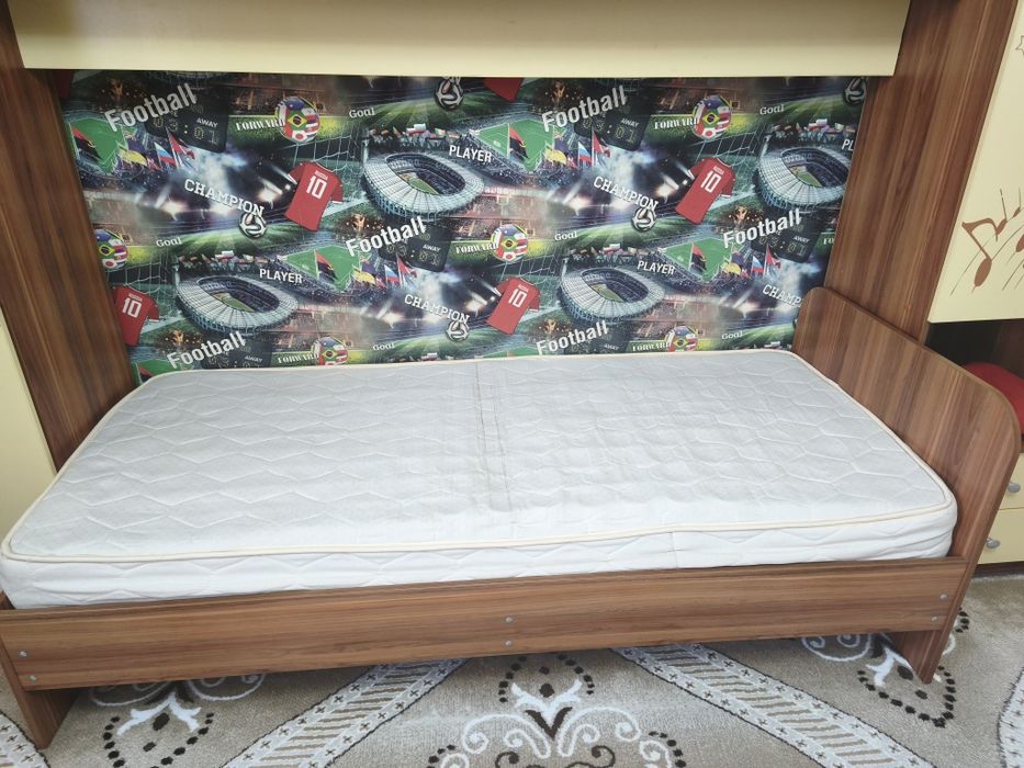 Кровать односпальная