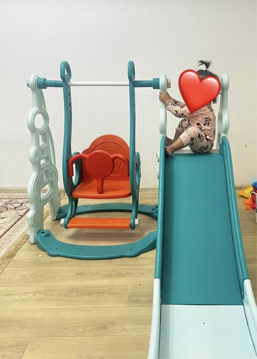 Детская горка и качеля