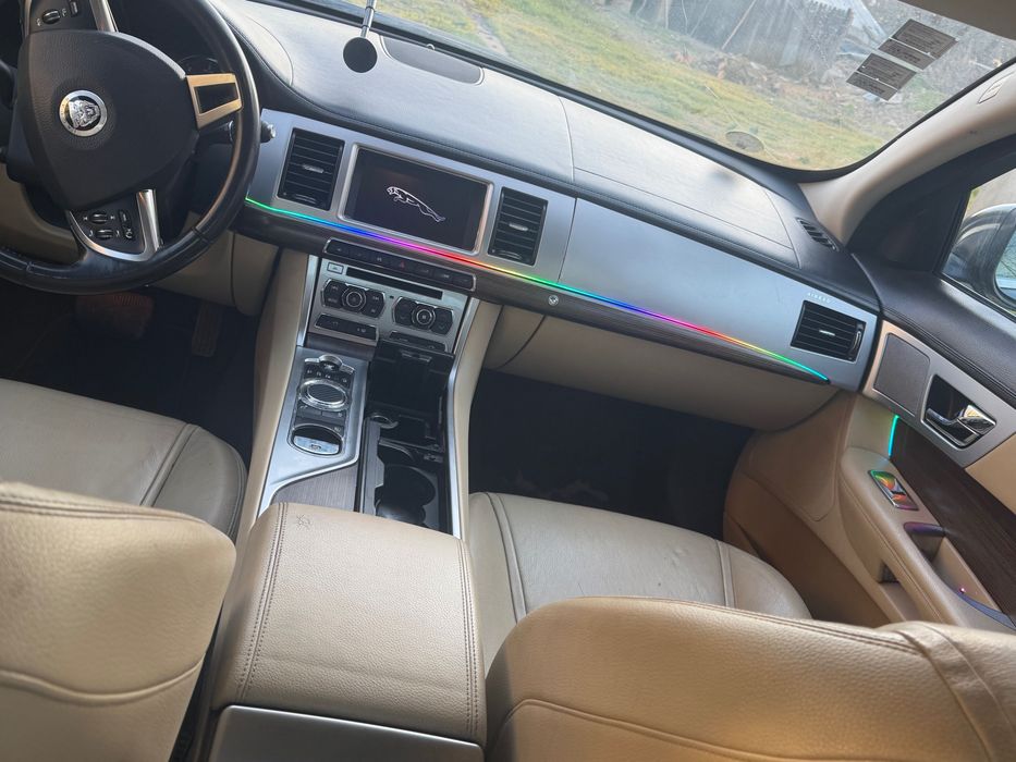 JAGUAR XF 2013 — imagine 3