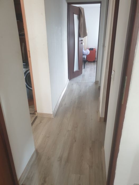 Vând apartament 3 camere
