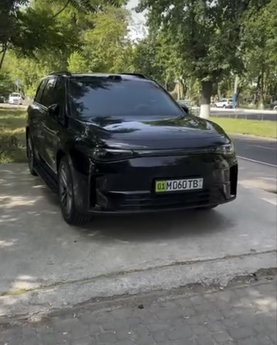 Липмотр с16. Сотилади. Керамика брон