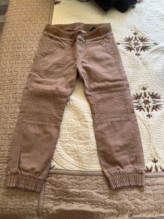 Продам Детские Брюки на Мальчика на 5-6 лет.