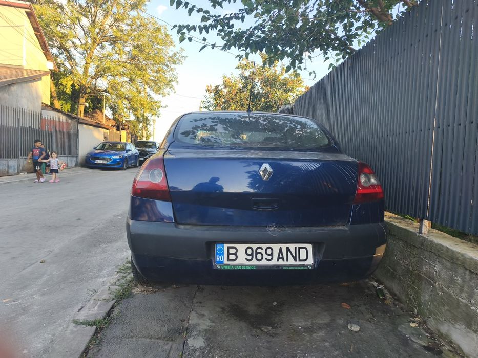 RENAULT Megane