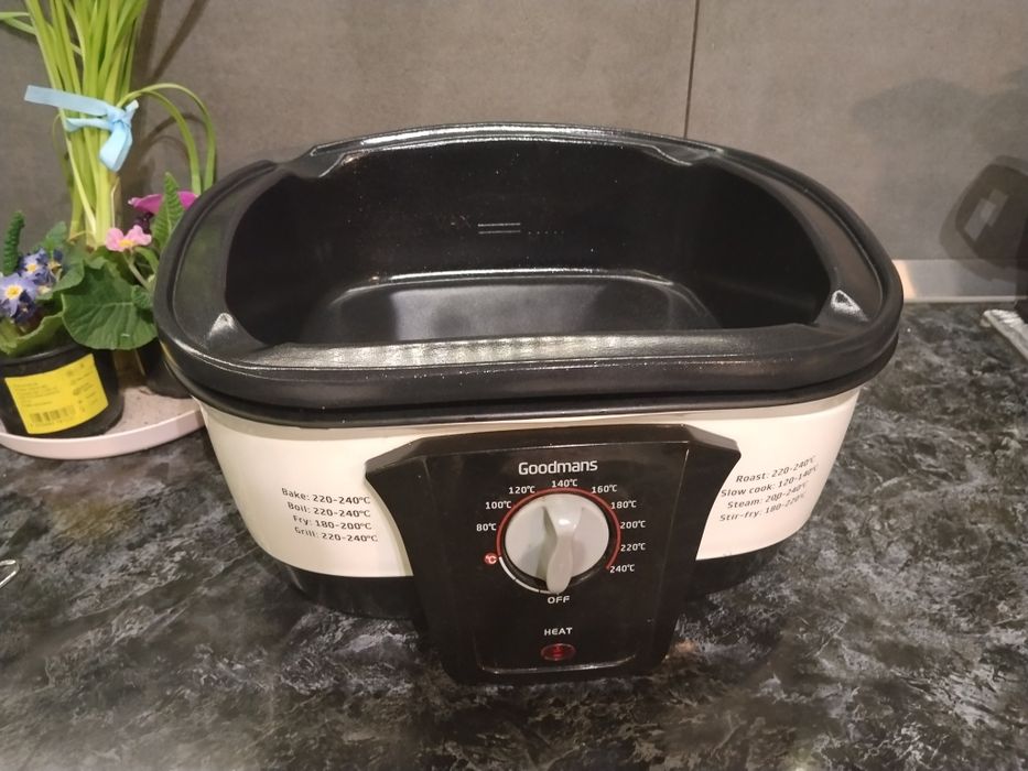 Slow cooker Goodmans cuptor sau oală electrică