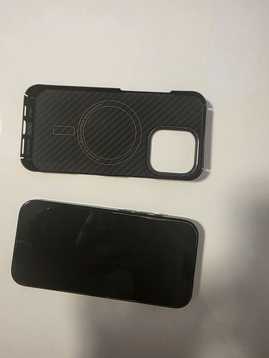 Telefon iphone 16 pro