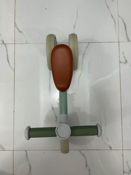 Tricicleta Momi pentru copii