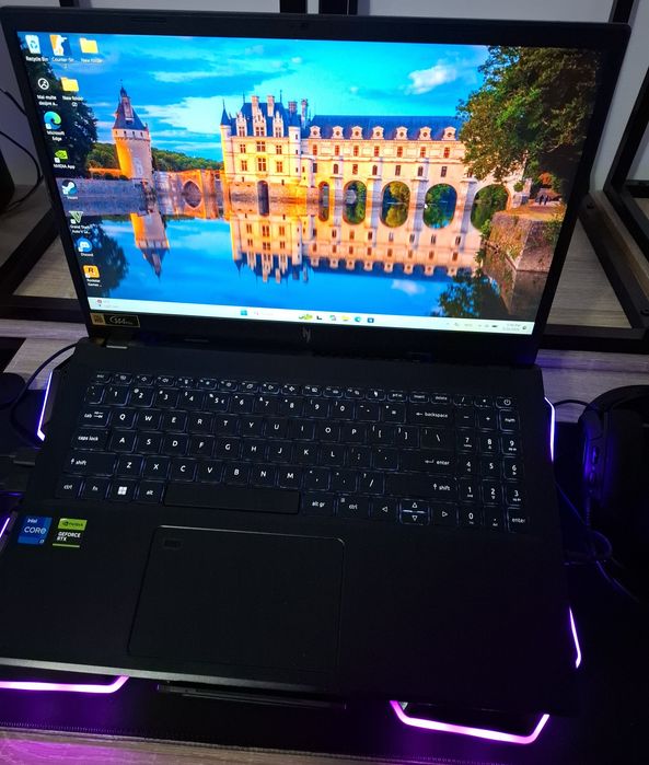 Acer Nitro V15 RTX 4050 i7 Gaming Setup Complet / SteelSeries / RGB