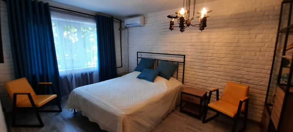 Сдам 1 км. квартиру, в центре города