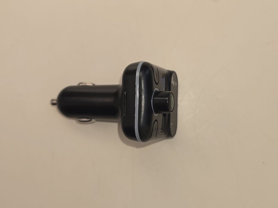 FM модулятор Bluetooth m33