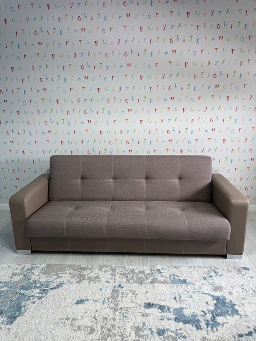 Стильный раскладной диван