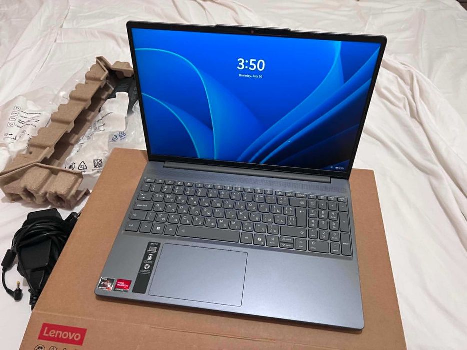 *Нов(в гаранция)* Лаптоп LENOVO IdeaPad Slim 3 15ARP10 83K700CRBM 15.3 "