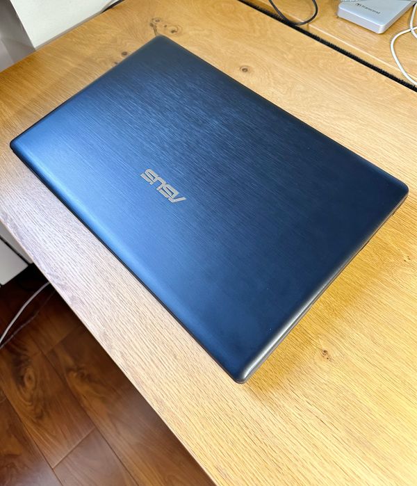 Ноутбук Asus Core i3 Жесткий диск - 500 Gb