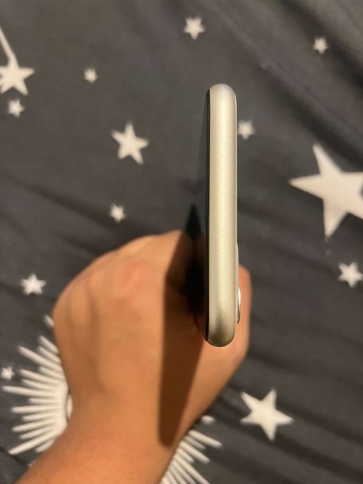 Vand sau schimn iphone 11 ca si nou