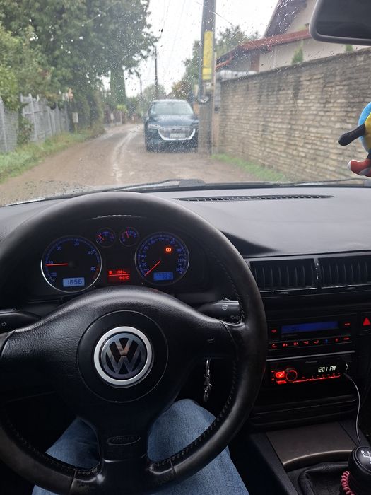 VOLKSWAGEN Passat 2002 — imagine 5