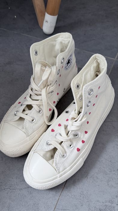 Продам кеды конверс