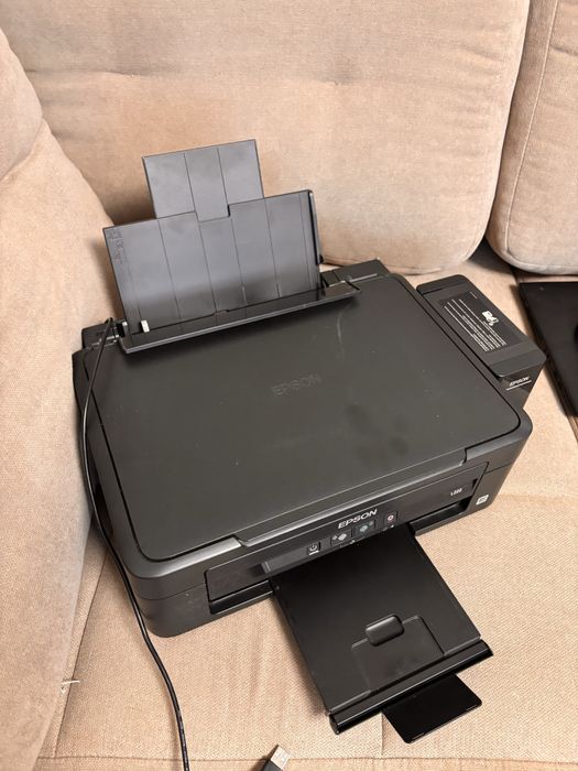 Продам принер (с ксероксом) EPSON L222