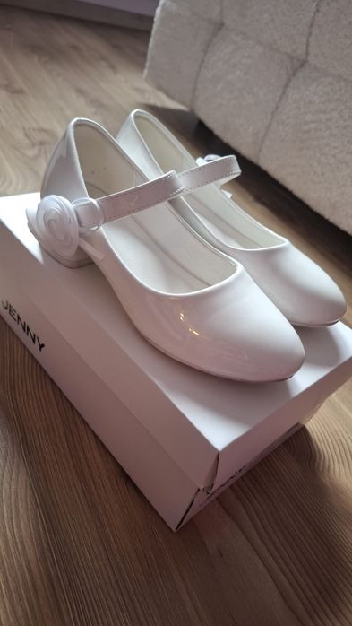 Pantofi eleganti 32