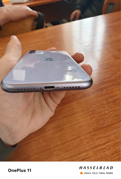Iphone 11 128gb 75акб