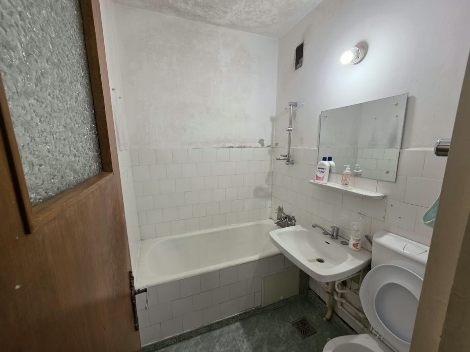 Direct proprietar, vând ap. 4 camere, Dr. Taberei – 3 min de metrou Râul Doamnei