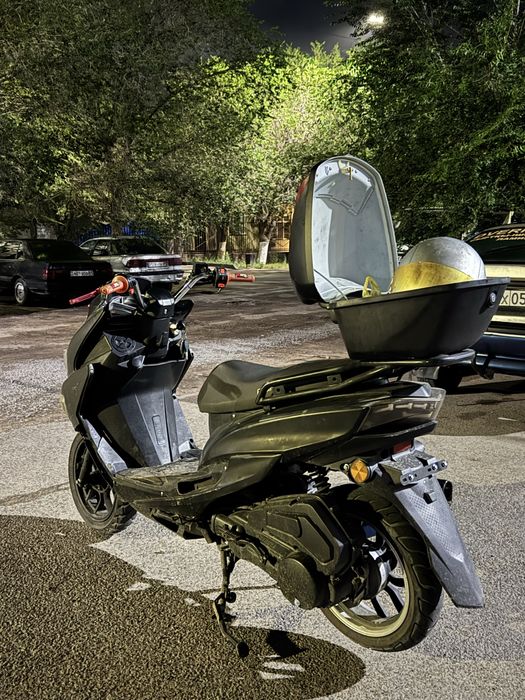 Мопед MVXI 150cc срочно прям