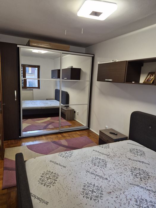 Inchiriez apartament 2 camere central