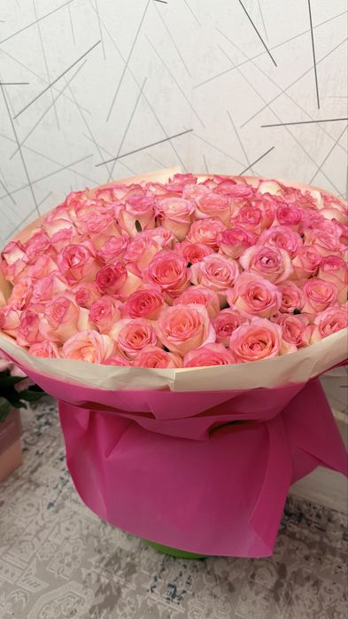 розовые розы 101 шт