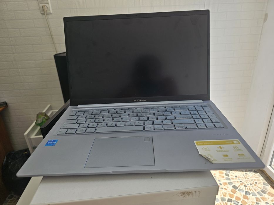 Asus Vivobook 15