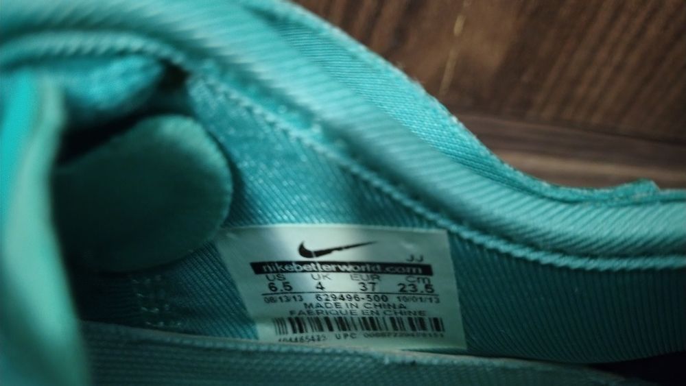 Маратонки nike 37