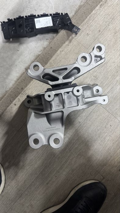 Подушка Changan uni-V