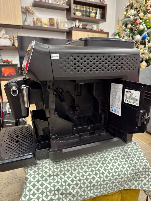 Espresor automat Philips sera 2200 LatteGo EP 2230/10