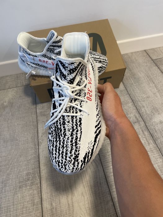 Yeezy 350 Zebra V2