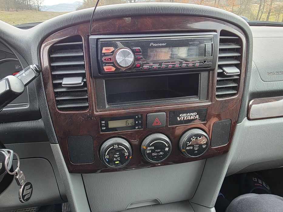 Suzuki Grand Vitara Limited 2.5 benzina