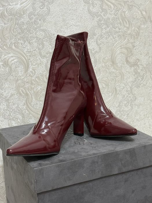 Продам по 5000 тг каждую