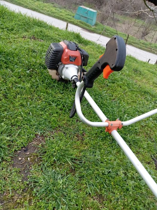 Христорез/тример за трева вики