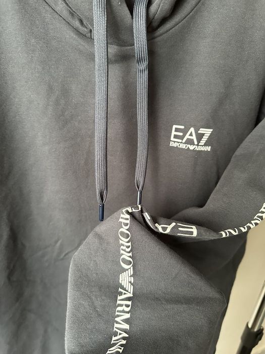 Armani дамско худи