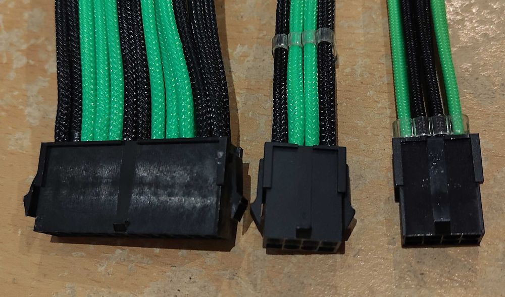 Extensii cabluri sursa negru cu verde + cleme