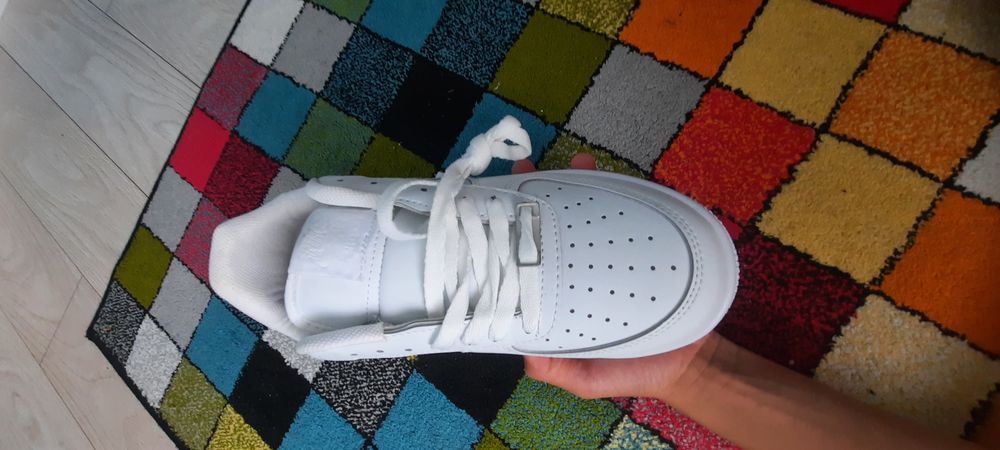 Nike Air Force 1 Triple White