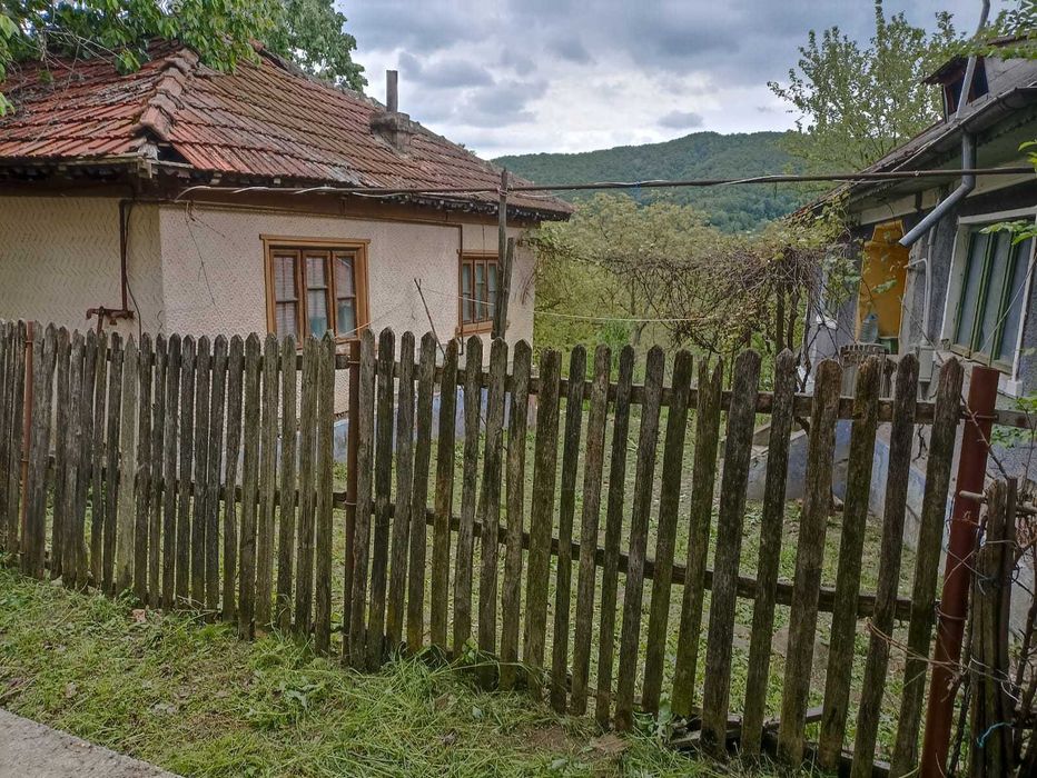 Casa de vanzare Loc Copaceni Valeni De Munte