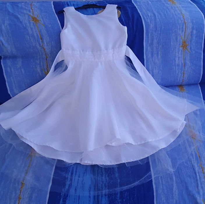 Rochita 6 / 7 ani alba pt evenimente, nunta botez petreceri